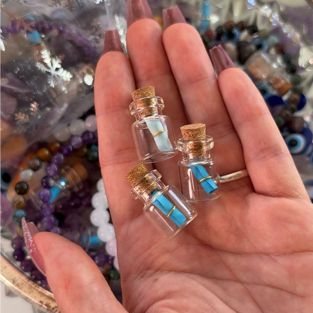 Protection Crystal Confetti | confetti with amethyst, bracelets, garnet, citrine - Picture 4 of 4